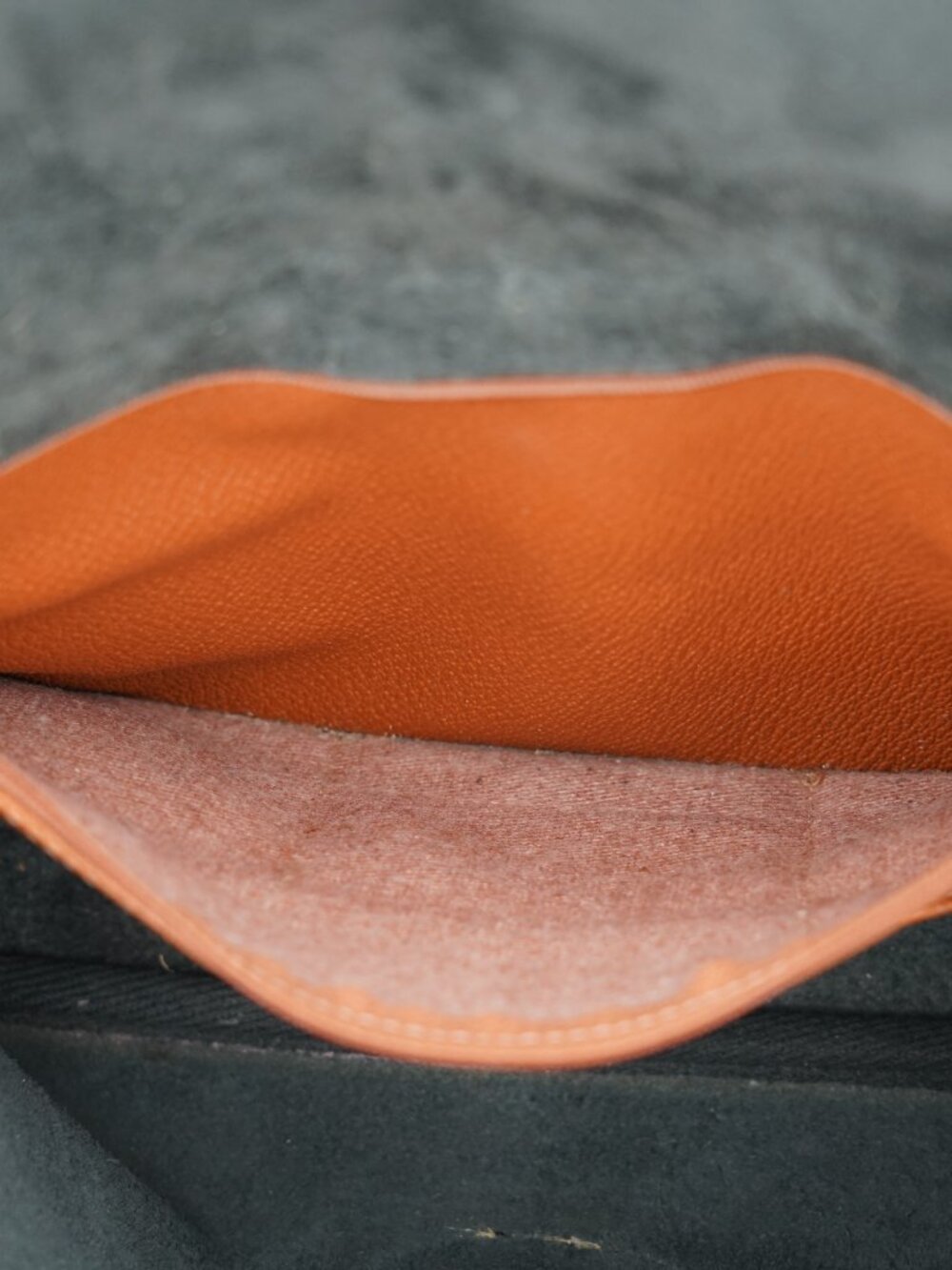 D & B  Large Equestrian Saddle Bag AWL - Picture 8 of 16